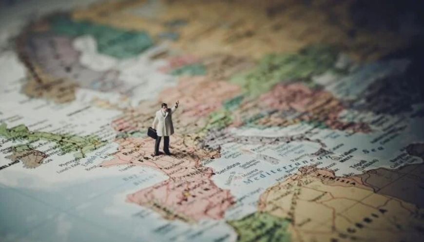 „Pașaportul verde”, controverse în PE. Informații în premieră: Cum călătoresc cei deja vaccinați, ce se va întâmpla cu testul PCR