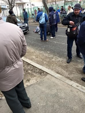 Gălăţean accidentat după ce a traversat neregulamentar