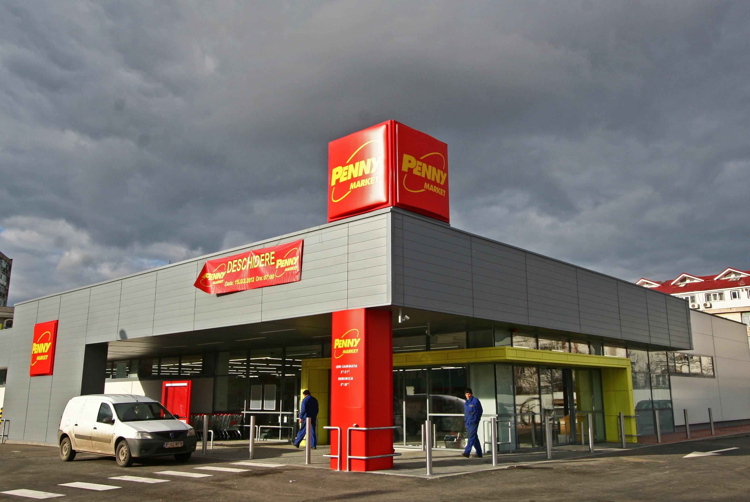 Joi se deschide al doilea Penny Market la Galaţi