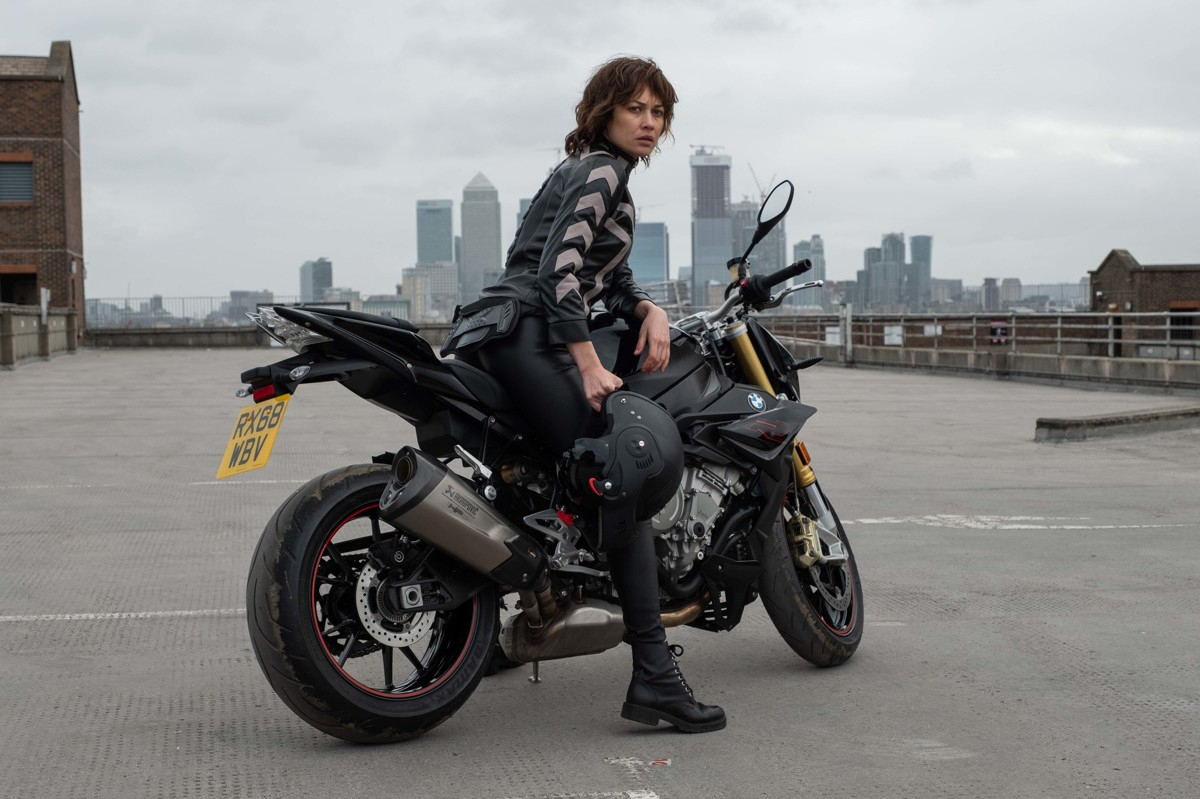 Filmul zilei de astăzi - Curierul