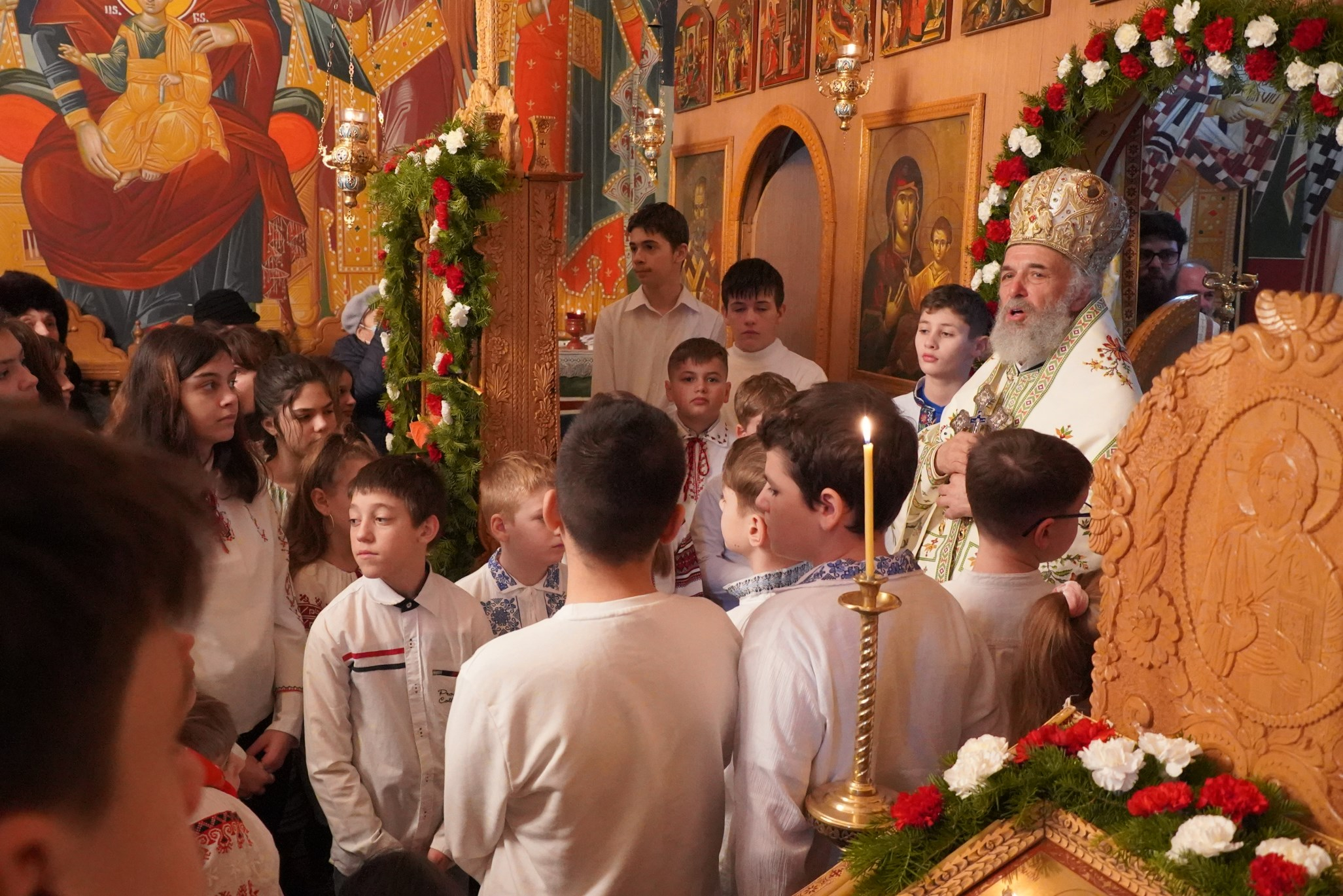 În ziua Sfântului Antonie cel Mare, hram la biserica din Micro 21