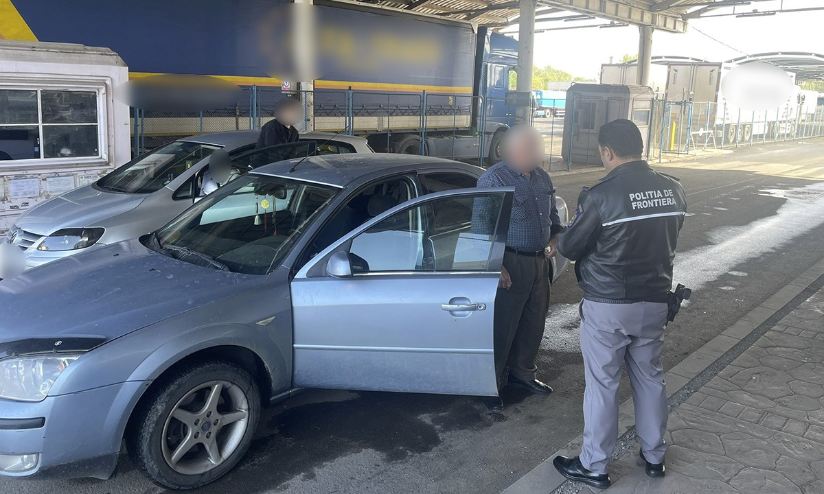 Răspunde penal după ce a condus fără documente