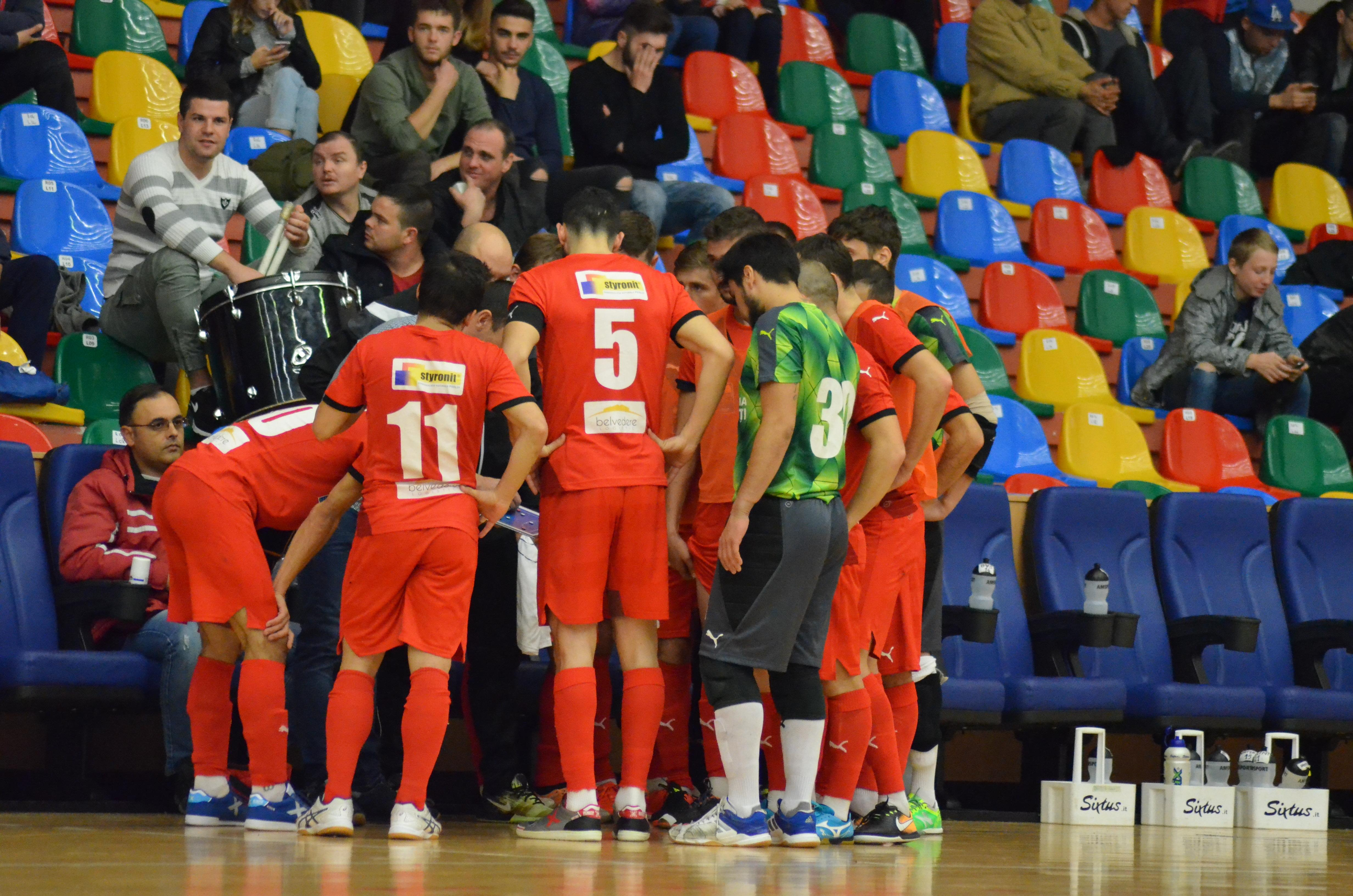 United îşi caută dreptatea la FRF. Decizie finală, n-au făcut deplasarea