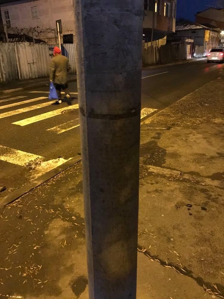 Coşurile de gunoi, o raritate pe strada Oltului