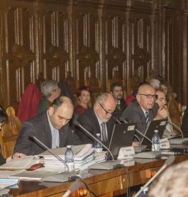 Bani din fondul de rezervă pentru căldura Galaţiului. "Suntem CONDAMNAŢI să funcţionăm cu CET-ul"