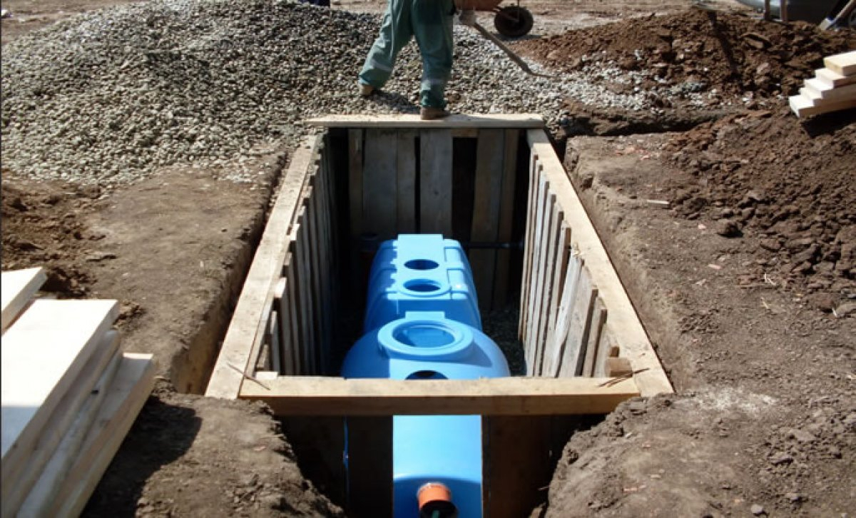 Posesorii de fose septice trebuie să se înscrie în registrul de evidență