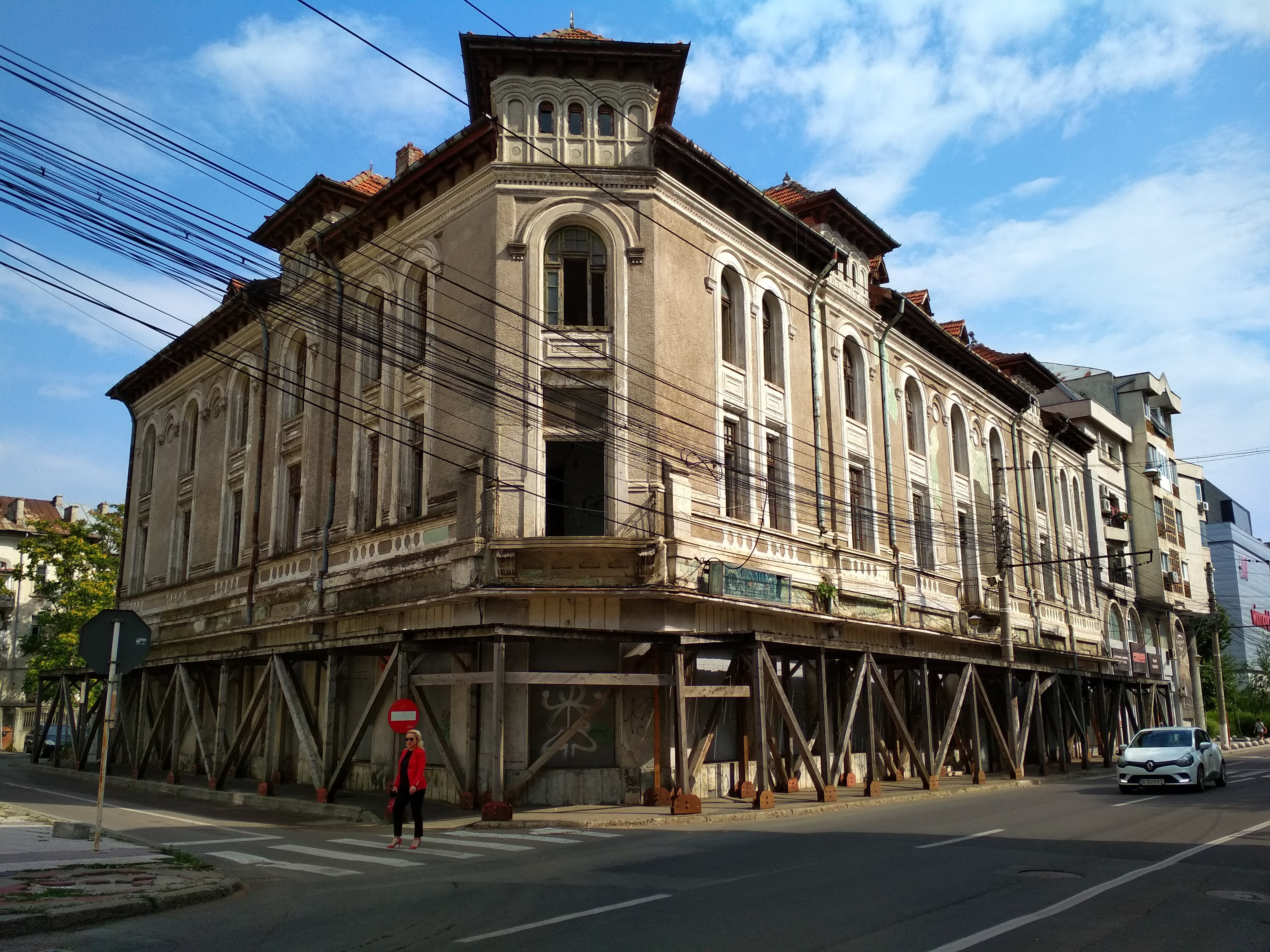 Autorizaţie de construire pentru salvarea Palatului „Gheorghiu”