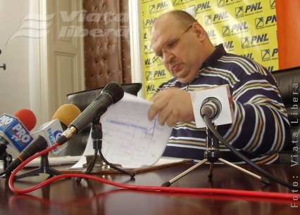 Arheologie şi politică de Galaţi