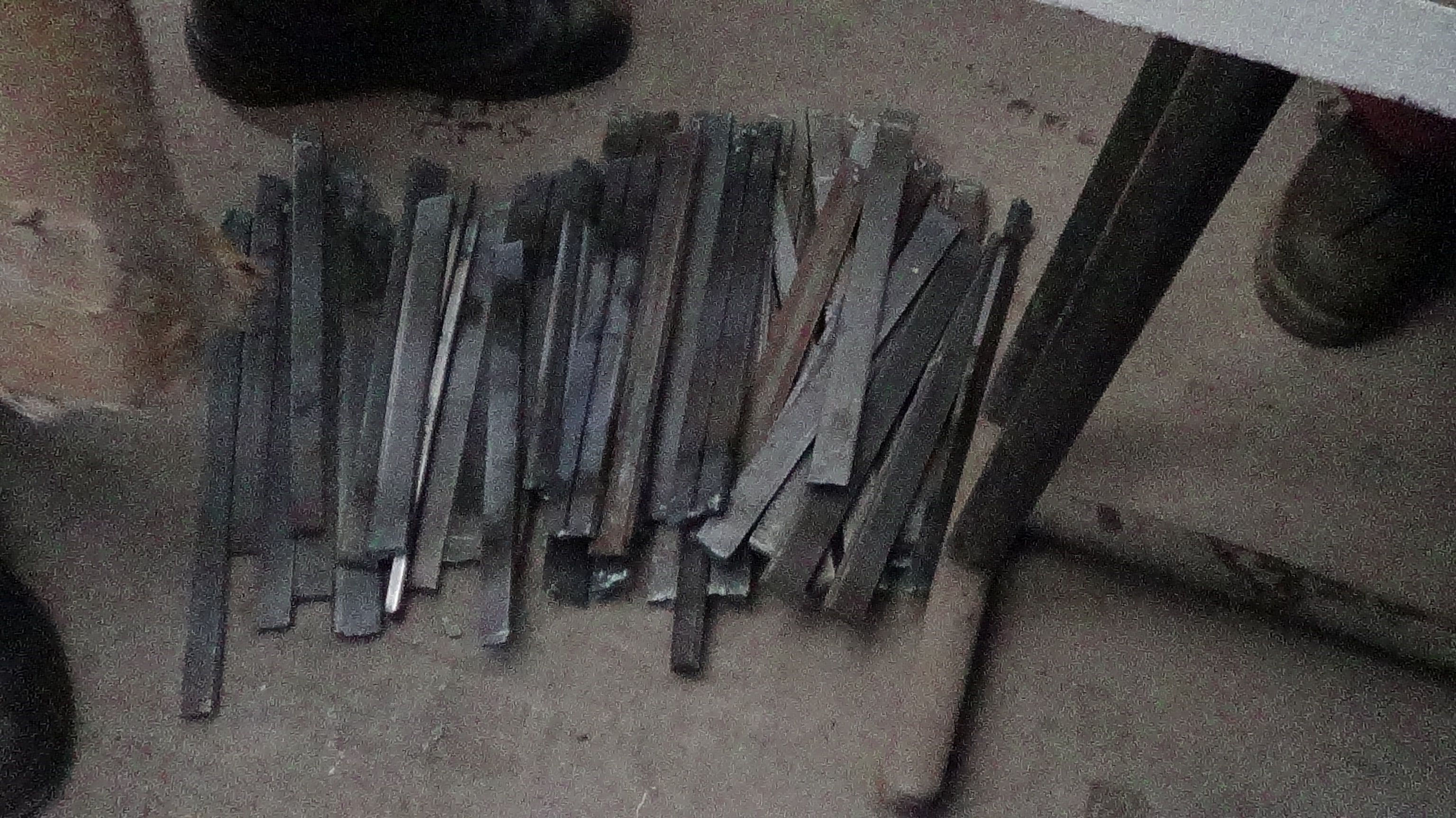 Gest neinspirat al unui muncitor care a vrut să fure fier din Combinat!