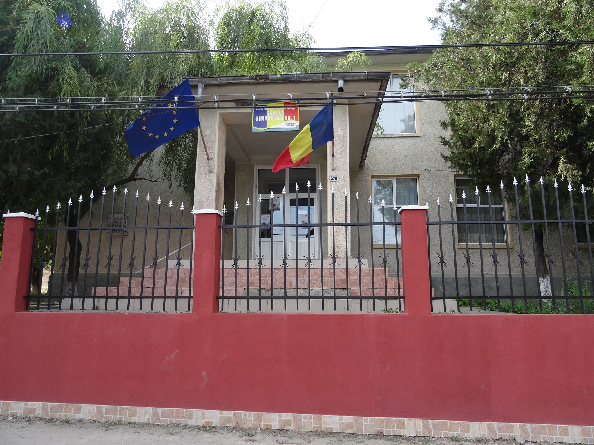 Noi dotări la grădinița și școala din Foltești