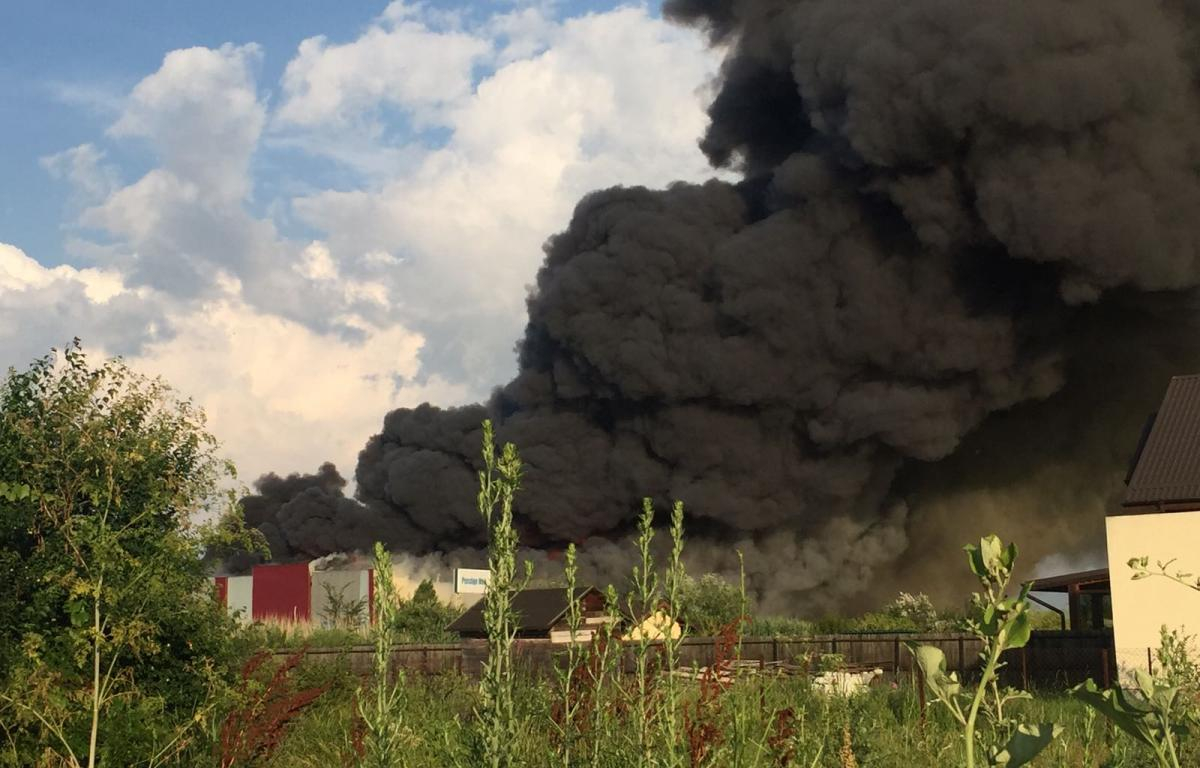 Incendiu puternic în Baloteşti
