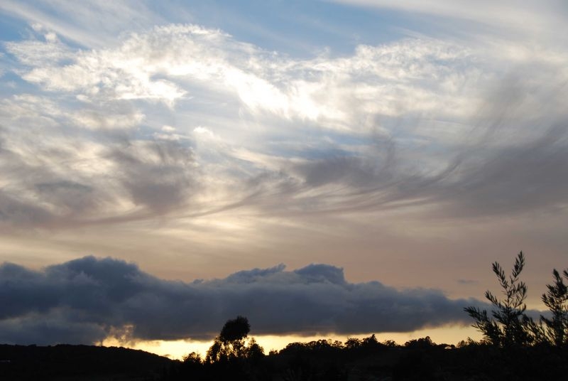 PROGNOZA METEO pentru perioada 27 mai - 9 iunie: Vreme instabilă, cu temperaturi de vară, dar şi averse