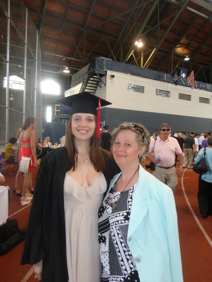 Absolventă de CNVA, specialistă în SUA: Ana Justina Guiu, analist financiar în domeniul hotelier