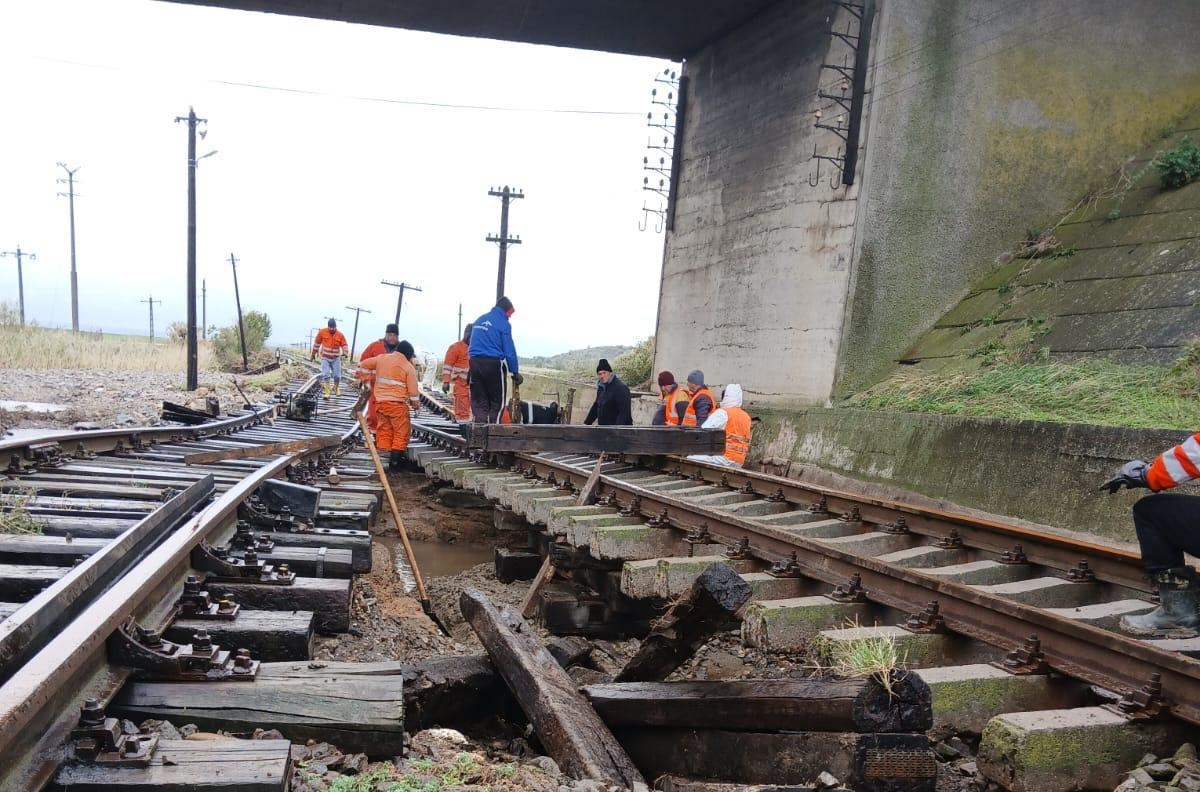 Se reia parţial circulația trenurilor pe ruta Galaţi - Bârlad