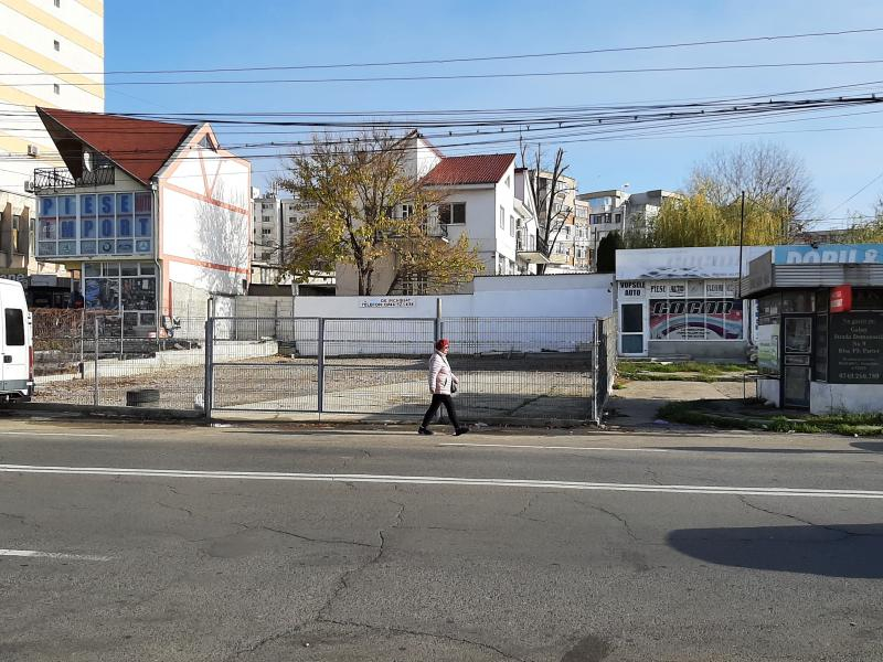 Ce spune Primăria despre trotuarul blocat pe strada Cloşca