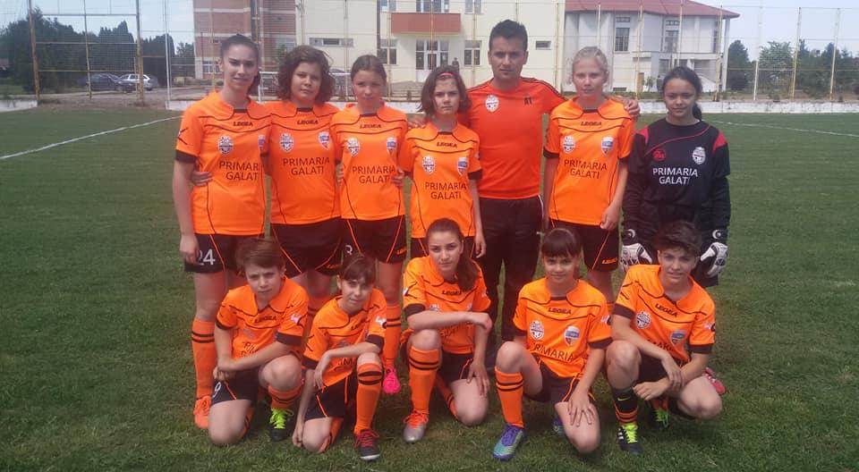 Debut pentru fotbalistele junioare