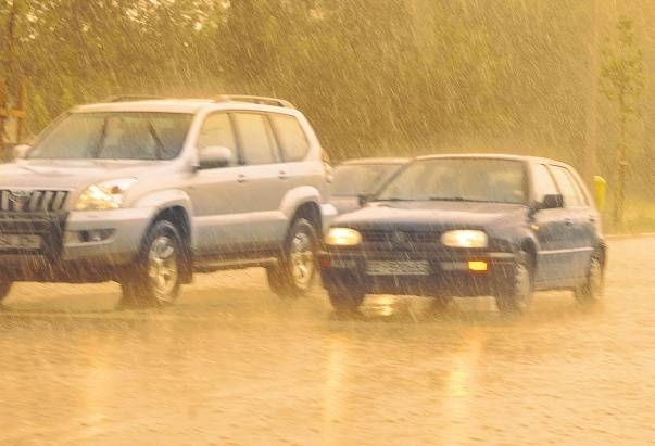 Precipitaţii cu praf saharian s-ar putea produce vineri şi sâmbătă în România