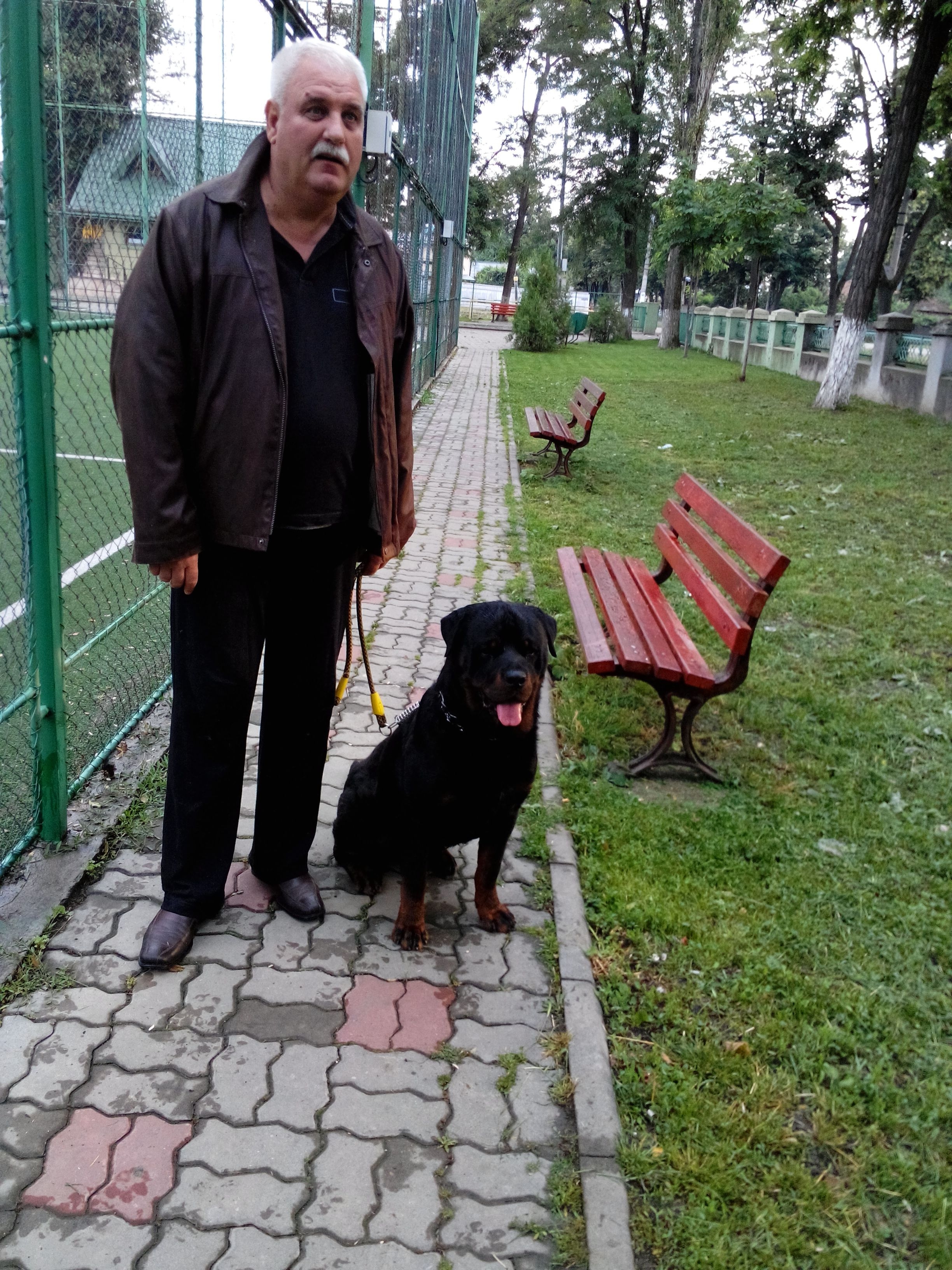 Tragedie la Tecuci/ Om de afaceri mort în condiţii suspecte la vânătoare 