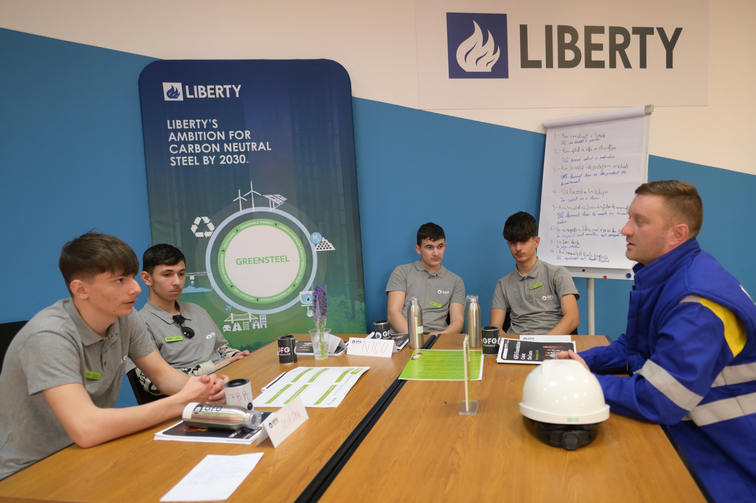 La Liceul „Paul Dimo”, clasă de electricieni cu sprijinul Liberty Galați