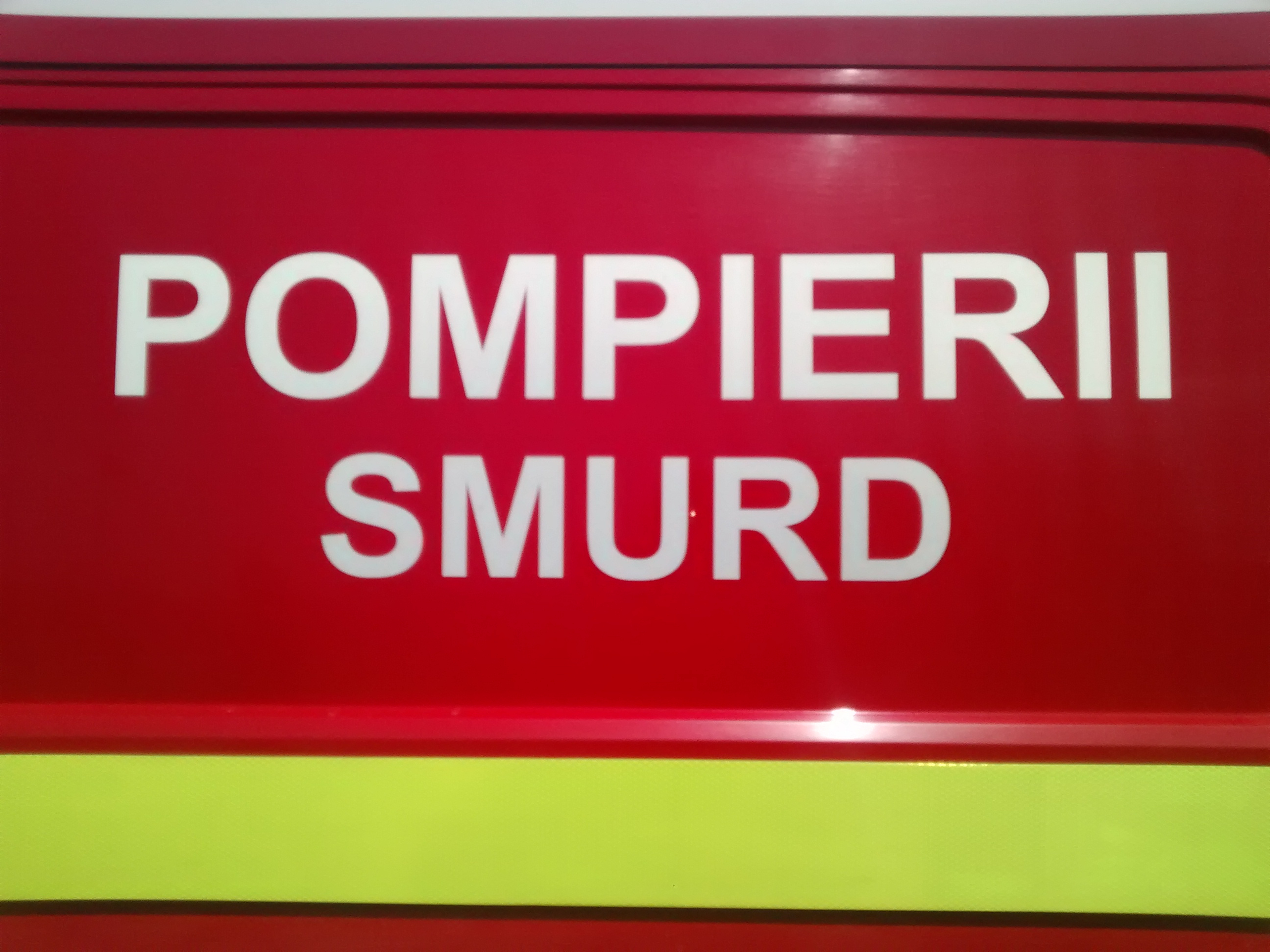 O alarmă FALSĂ i-a pus pe pompieri pe drumuri