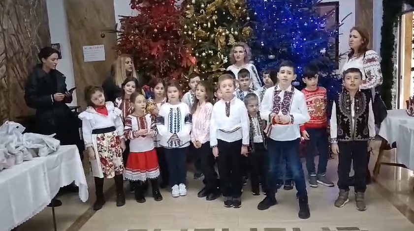 Mesaj divin adus de elevii de clasa I de la Seminar (video)