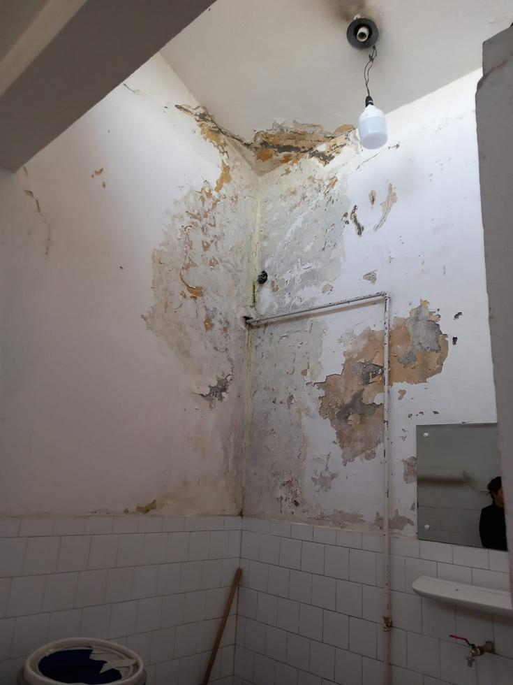 Controale ale Protecției Consumatorului. Mizerie și delăsare în trenuri și în gările din județ