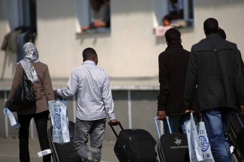 Repatrierea voluntară trebuie să înlocuiască returnarea forţată