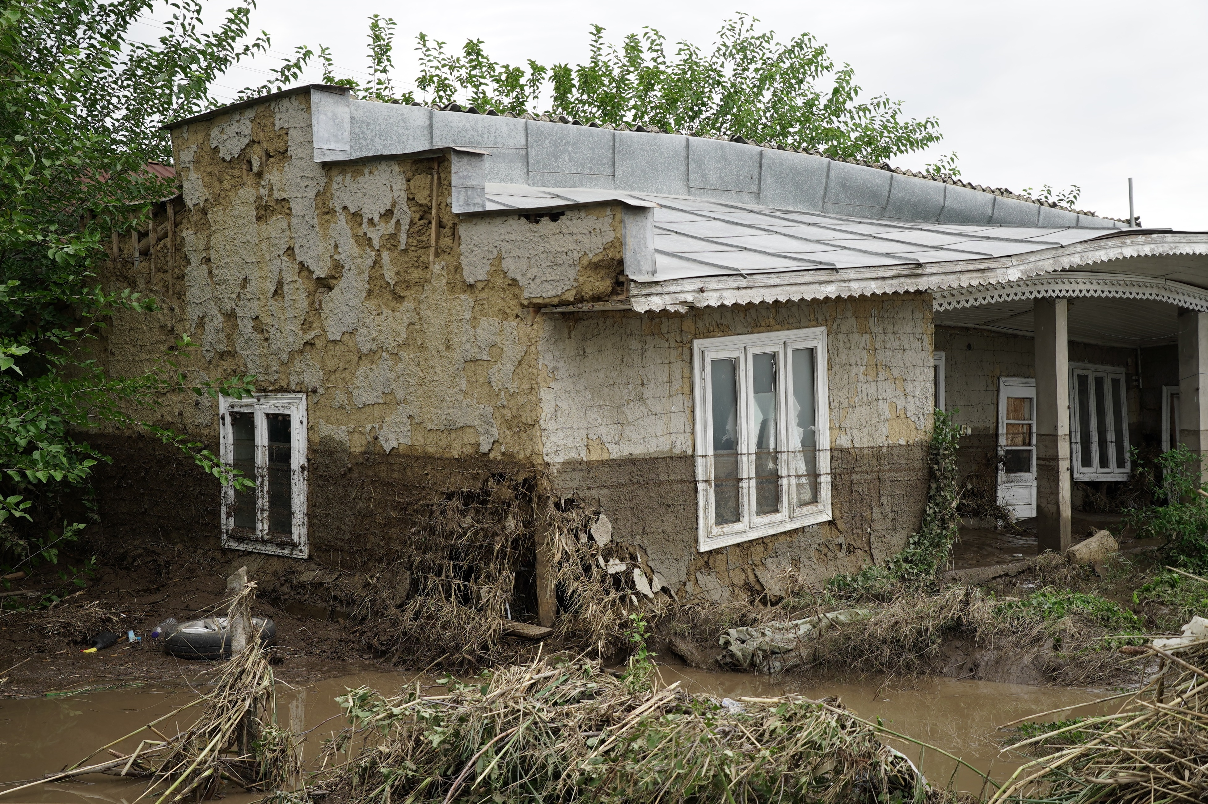 10.000 de lei pentru fiecare gospodărie afectată