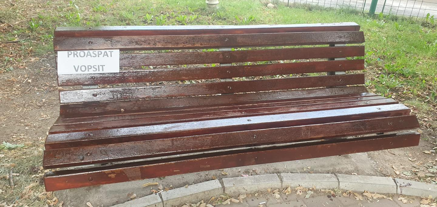 Mentenanță la arteziene şi bănci