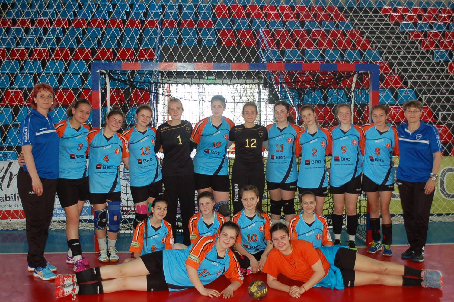 Deja e o performanţă - Galaţiul va fi cu două echipe în lupta pentru medaliile junioarelor la HANDBAL