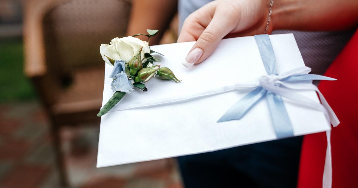 Darurile de la nuntă și botez nu sunt impozabile