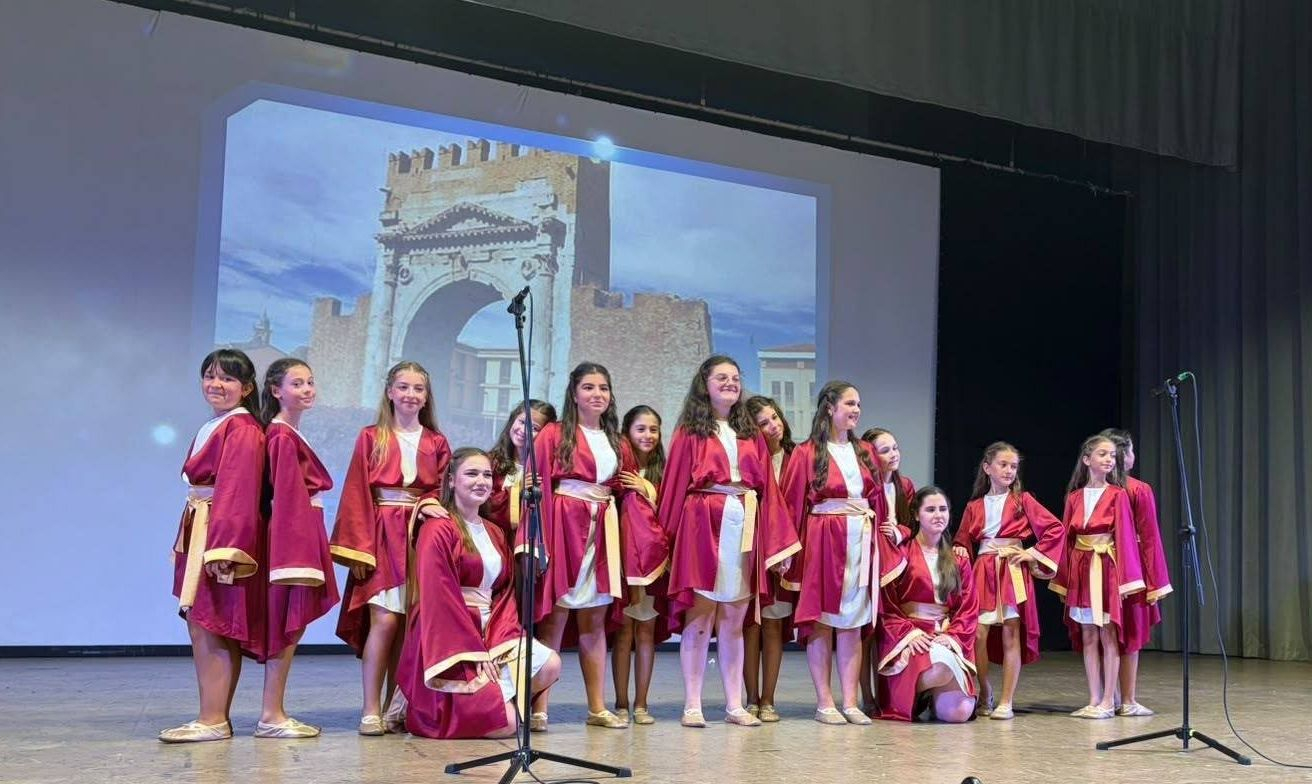 Un trofeu şi o pleiadă de premii câştigate de artiştii „Voces” din Galaţi la „RIMINI FEST”, în Italia