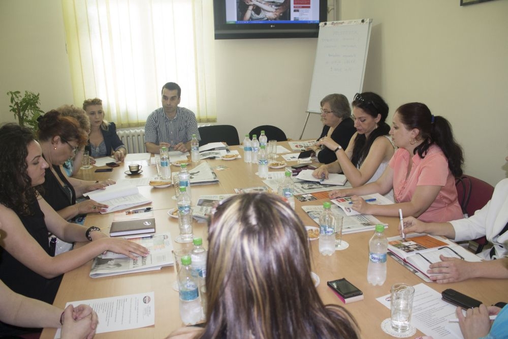 Dezbatere VL "Prostituţie, exploatare sexuală şi violenţă conjugală"/ De ce ajung unele gălăţence să-şi vândă trupul