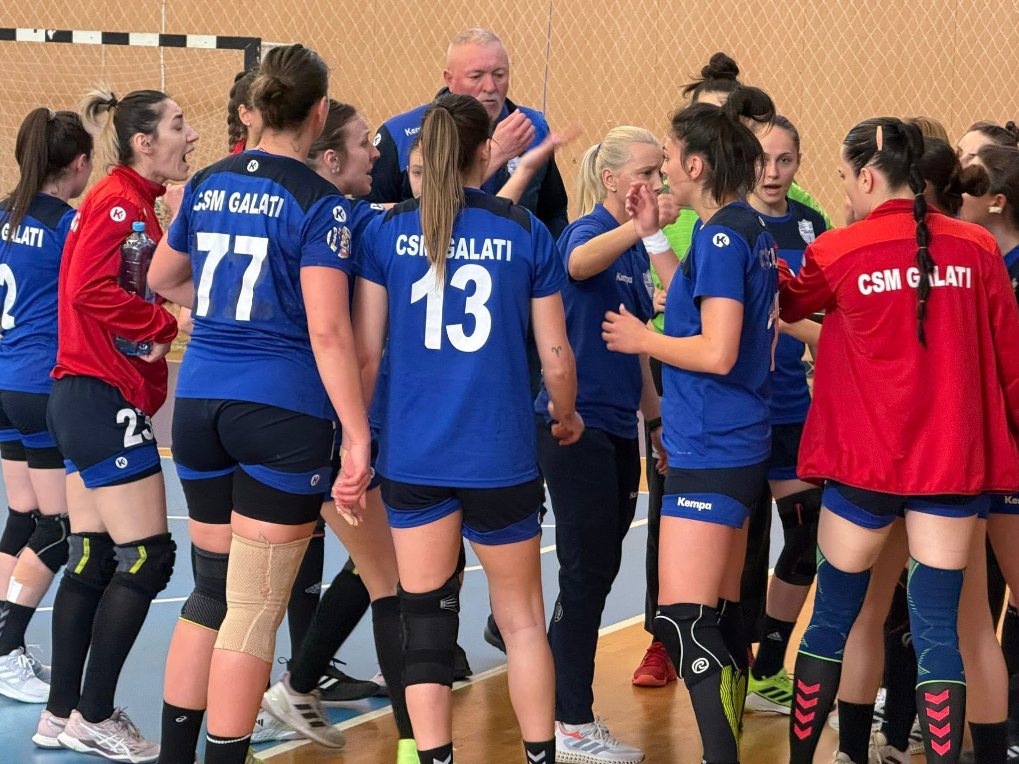 Examen dificil pentru handbalistele gălățence, la Oradea