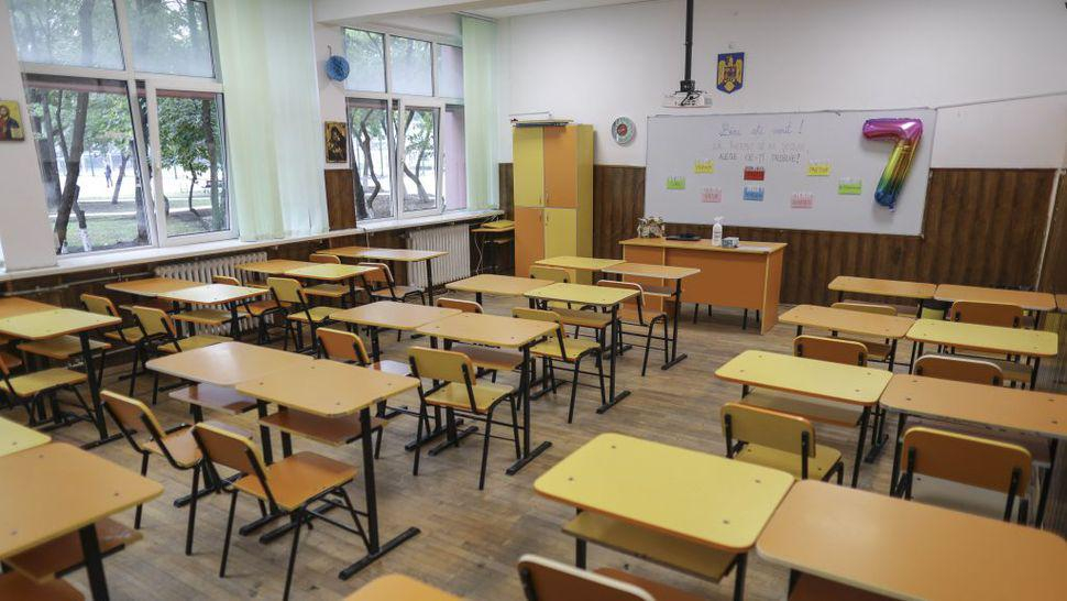 A sunat ultimul clopoțel din anul școlar 2023-2024