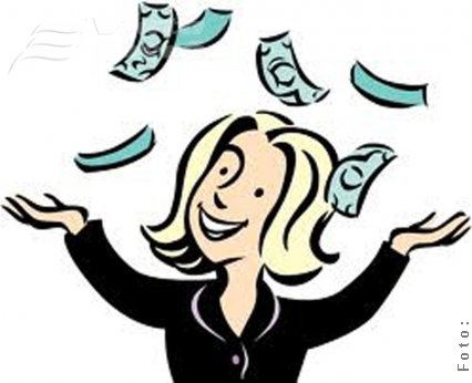 Virginica inventează cecuri şi le duce la gunoi