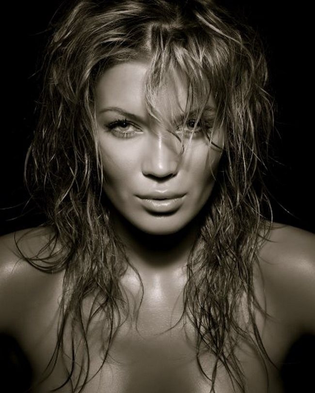 Lecţia de bărbăţie a Ginuţei Pistol