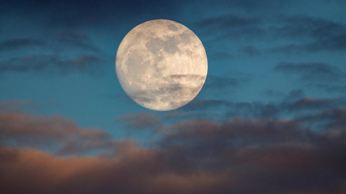 „Luna Rece”, spectacol vizibil pe cerul nopții