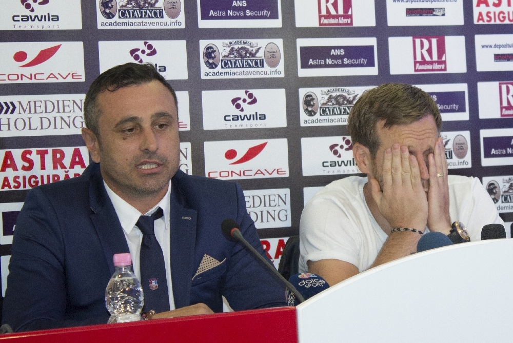 RETROGRADAREA nu e singura problemă - Echipa de fotbal OŢELUL, somată să PĂRĂSEASCĂ STADIONUL!