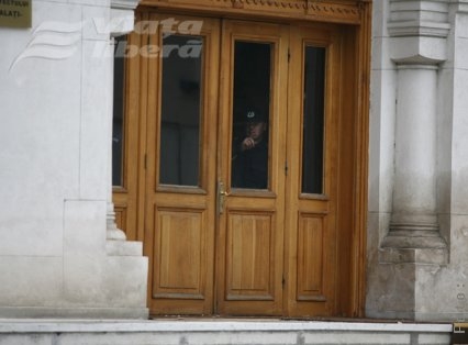 Examenul agenţilor de poliţie din Prefectură, amânat pentru septembrie