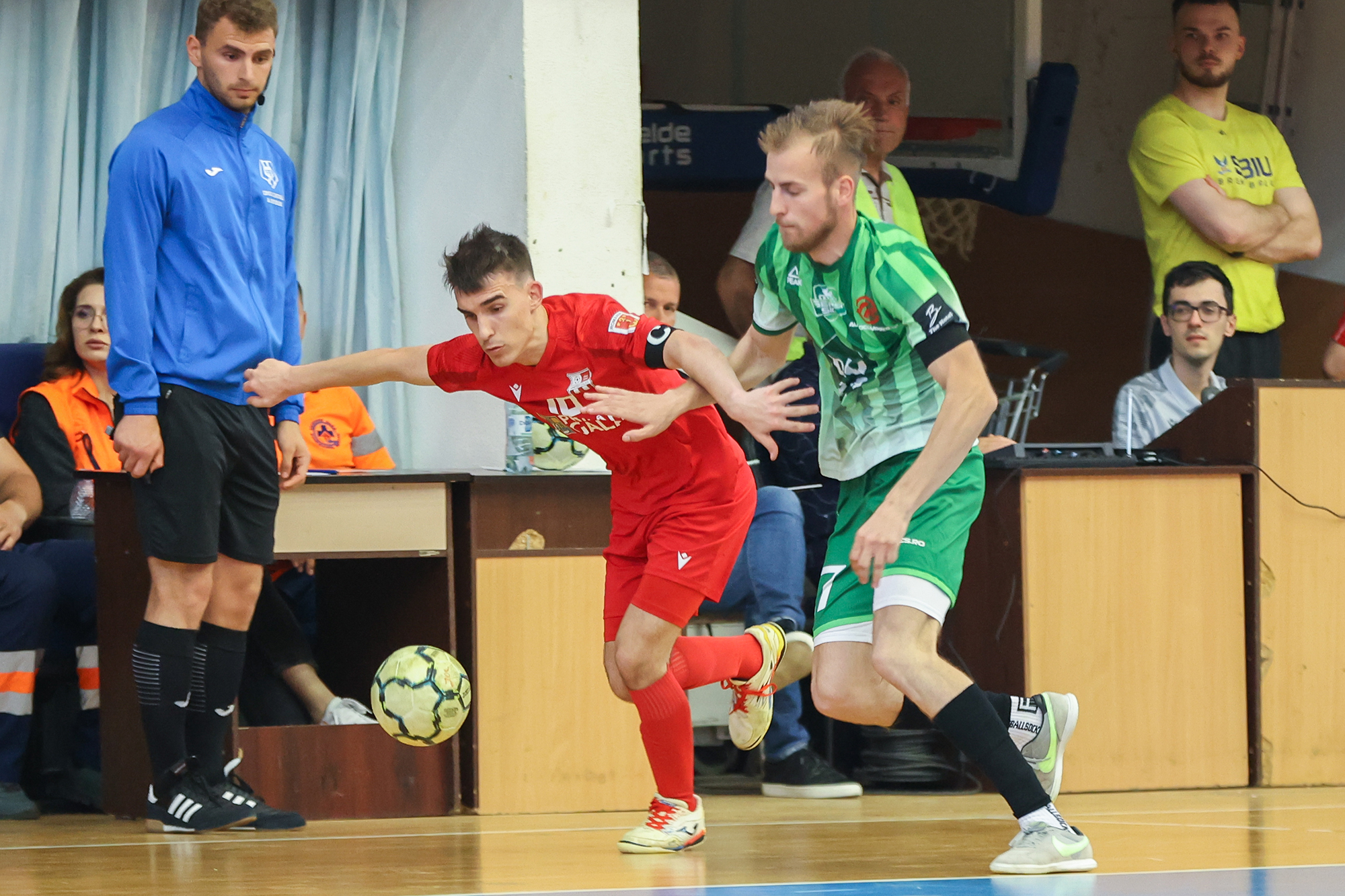 Derbiul campionatului de futsal, la Galați