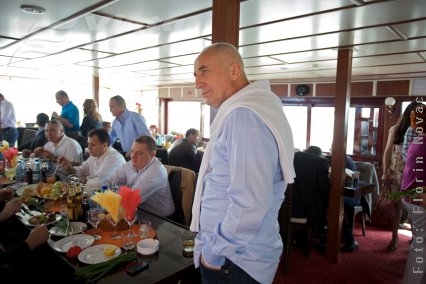 Petrecere cu „We are the champions”