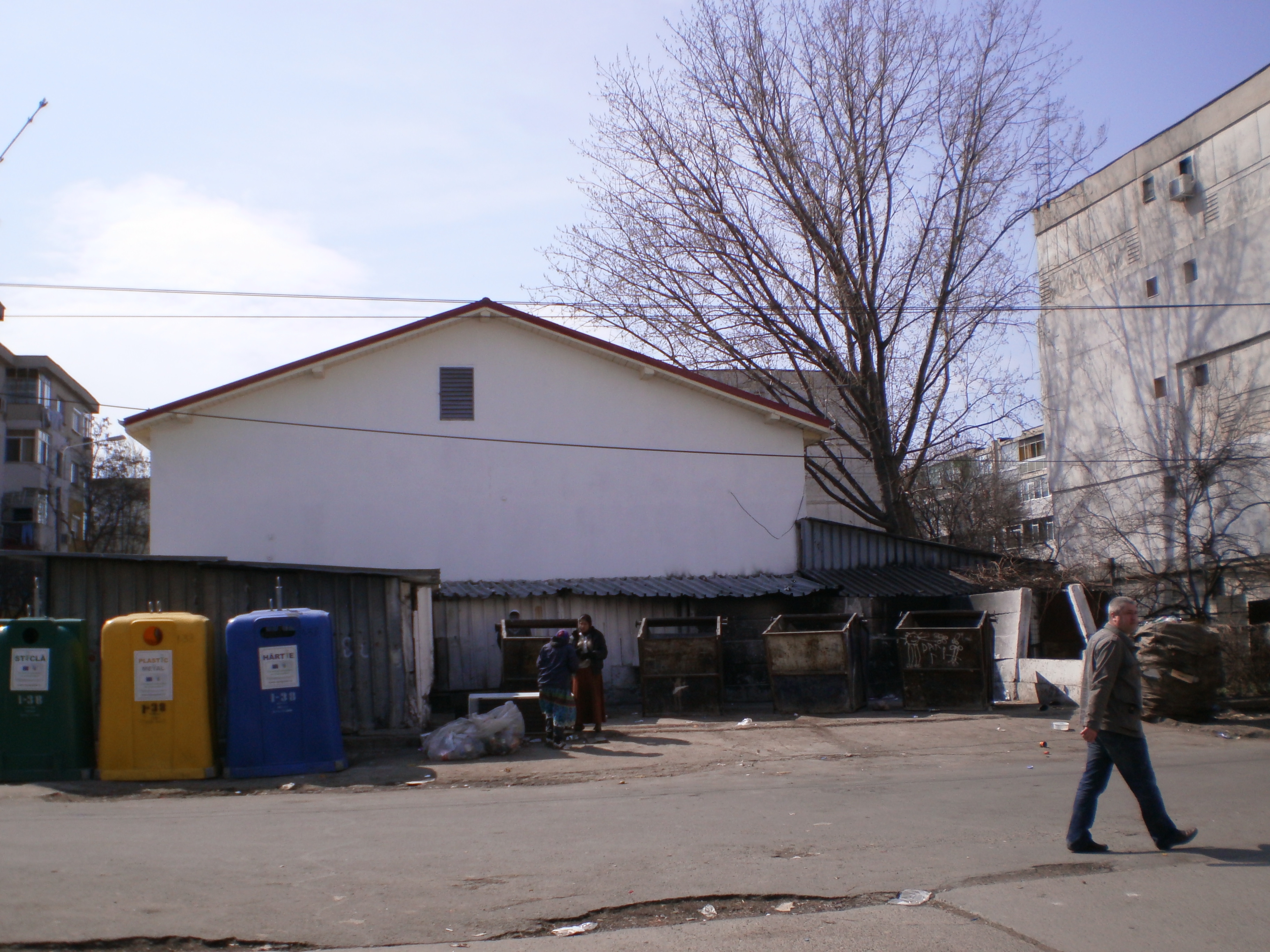 Căutătorii de "comori" dau bătăi de cap