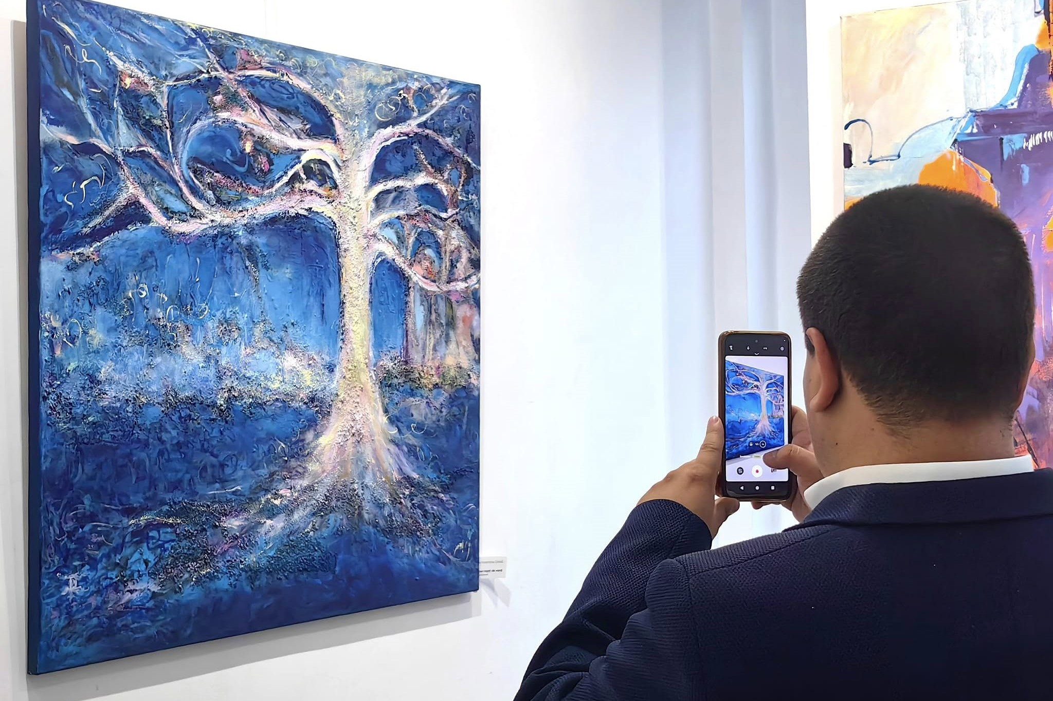 Expoziţii gălăţene la început de săptămână. Carnet cultural