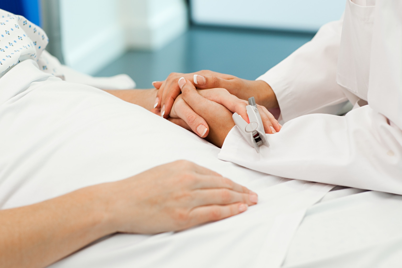 Situaţie CRITICĂ pentru româncele care suferă de CANCER MAMAR