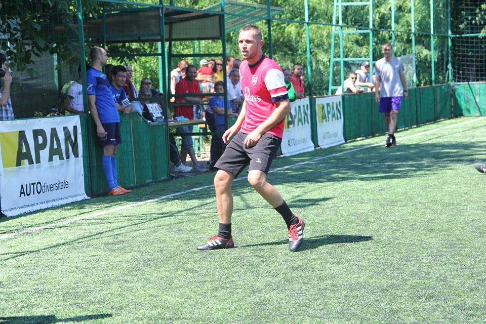 Diferenţe uriaşe de scor în trei meciuri