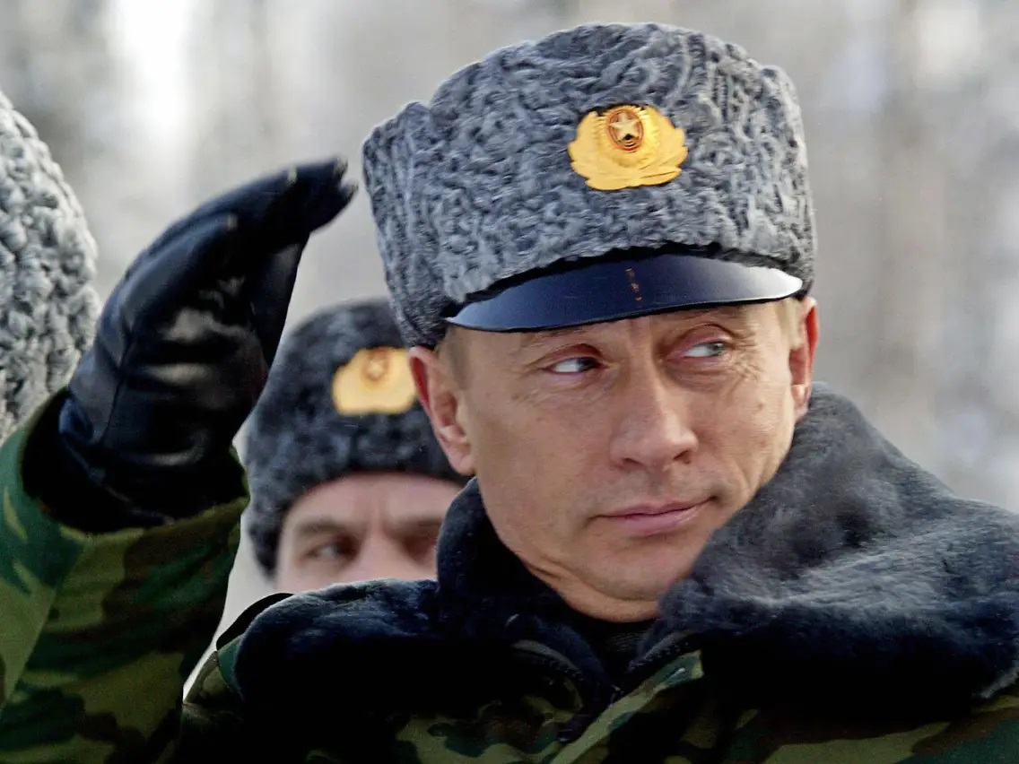 Putin va asista la exerciții cu arme nucleare!