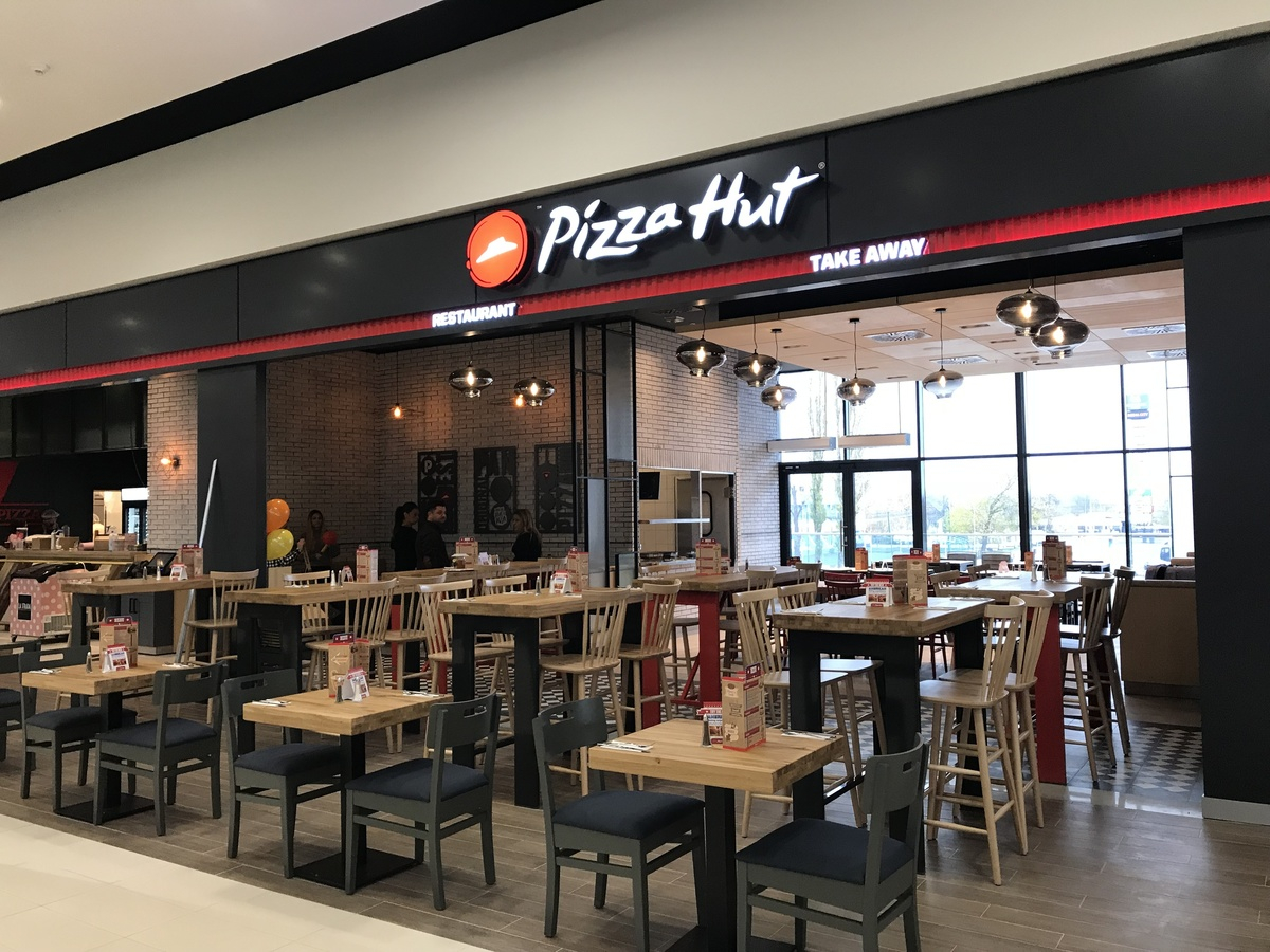 Pizza Hut din Galați se închide