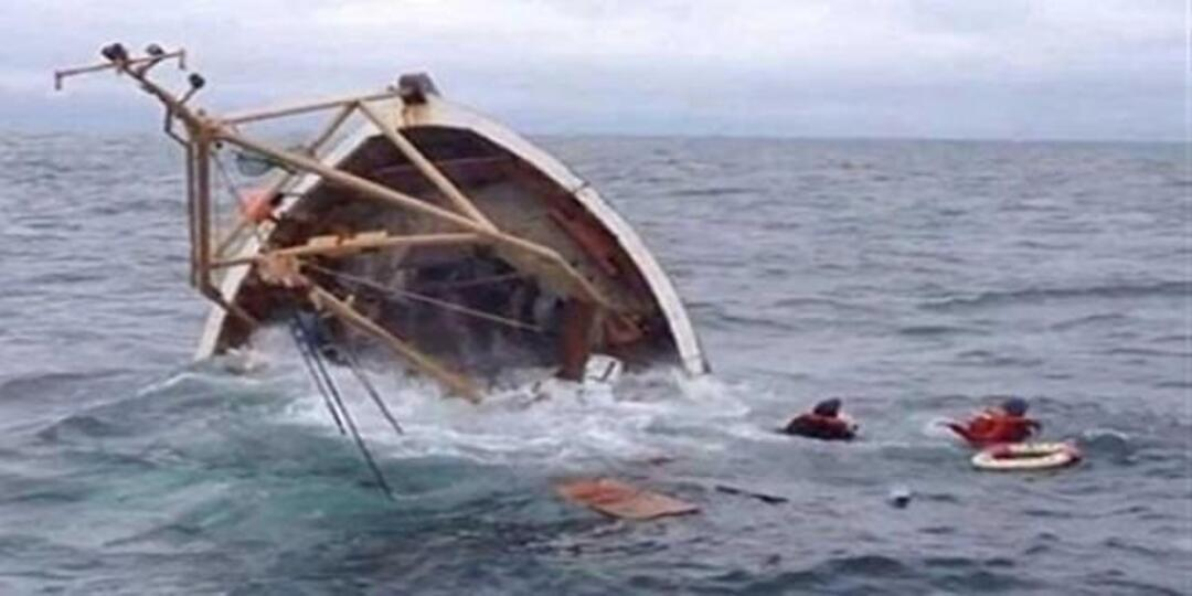 O navă cu turiști la bord s-a scufundat în Marea Roșie