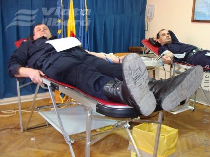 50 de jandarmi gălăţeni donează sânge